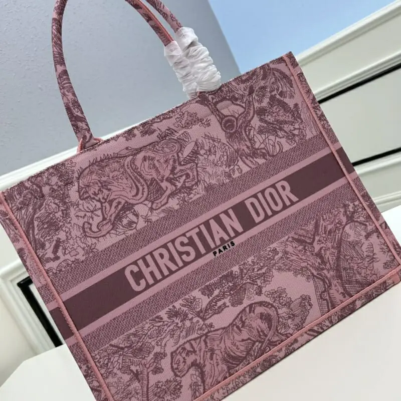 christian dior aaa qualite tote-sac a main  pour femme s_11335333